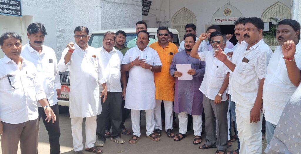 ಕಿಡಿಗೇಡಿಗಳನ್ನು ಗುಂಡಾ ಆಕ್ಟ್ ಅಡಿ ಬಂಧಿಸಿ, ಗಡಿಪಾರಿಗೆ ಆಗ್ರಹ