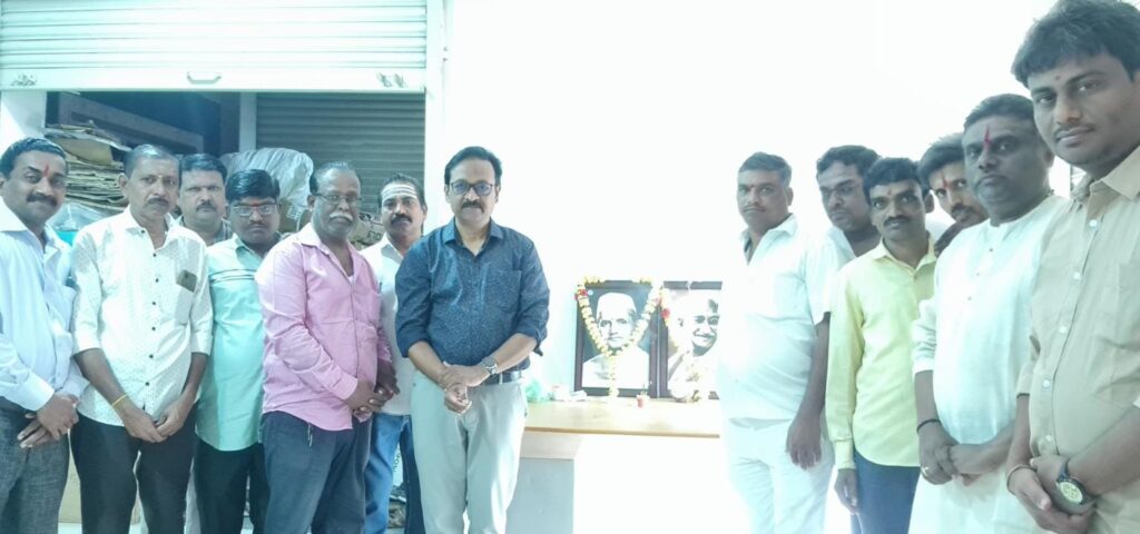 ಪ್ರಿಂಟರ್ಸ ಅಸೋಸಿಯೇಶನ್ನಿಂದಗಾಂಧಿ-ಶಾಸ್ತ್ರಿ ಜಯಂತಿ