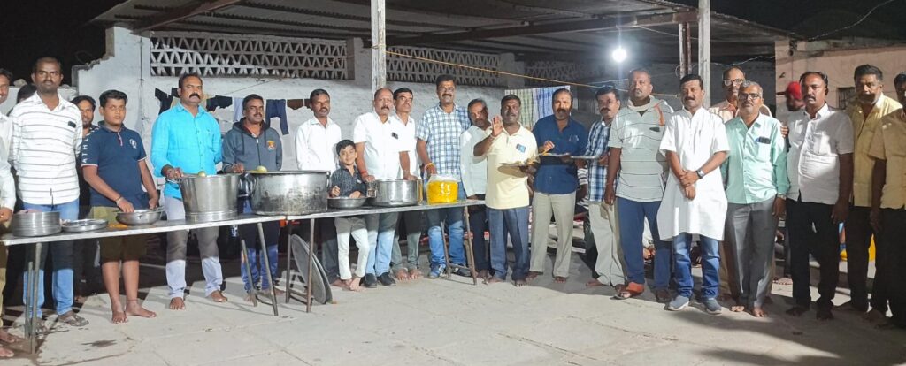 ಸಂಜೀವಿನಿ ಯುವಕ ಸಂಘದಿಂದ ಪ್ರಸಾದ ಸೇವೆ