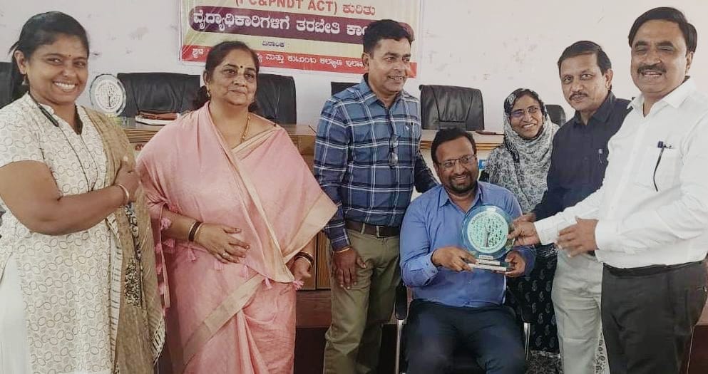 ಬಸವನಬಾಗೇವಾಡಿ ತಾಲೂಕು ಆಸ್ಪತ್ರೆಗೆ ಕಾಯಕಲ್ಪ ಪ್ರಶಸ್ತಿ ಗರಿ