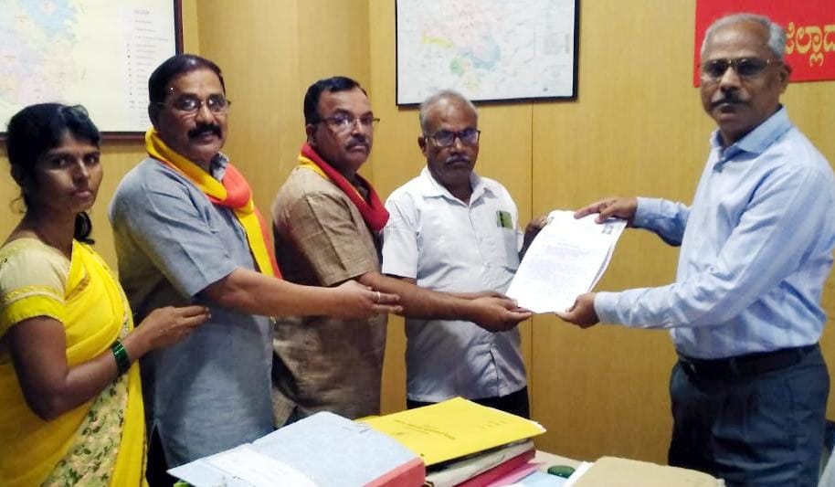 ಮಹಿಳೆ ಮೇಲೆ ದೌರ್ಜನ್ಯ: ಆರೋಪಿಗಳನ್ನು ಬಂಧಿಸಲು ಆಗ್ರಹ