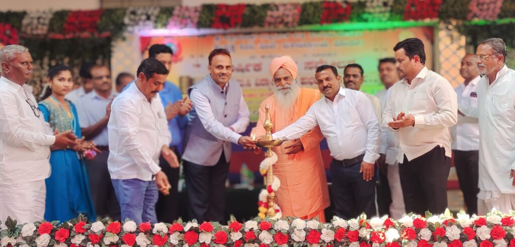 ವಿದ್ಯಾರ್ಥಿಗಳ ಮನಸ್ಸು ನಿಯಂತ್ರಣಲ್ಲಿರಬೇಕು