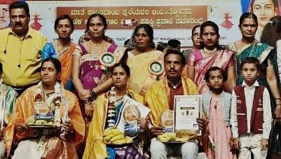 ಶಿಕ್ಷಕ ಲಕ್ಷ್ಮೀಪುತ್ರ ಕಿರನಳ್ಳಿ ಗೆ ಪ್ರಶಸ್ತಿ ಪ್ರದಾನ