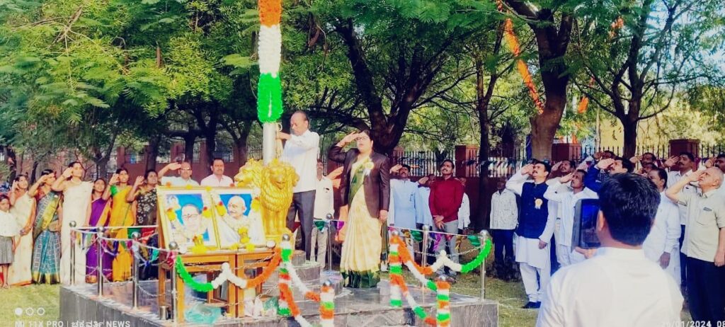 ಮುದ್ದೇಬಿಹಾಳದಲ್ಲಿ ವಿವಿಧೆಡೆ ಸಂಭ್ರಮದ ಧ್ವಜಾರೋಹಣ