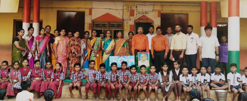 ತಮ್ಮ ಹೋರಾಟಕ್ಕೆ ಸಾಂಸ್ಥಿಕ ರೂಪ ಕೊಟ್ಟ ಗಾಂಧೀಜಿ :ಹೆಗಡೆ