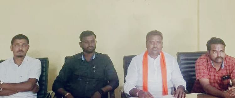 ಅಂಬೇಡ್ಕರ್ ಪ್ರತಿಮೆಗೆ ಮಾಲಾರ್ಪಣೆ ಮಾಡದ ಸಿಎಂ :ಬಿಜೆಪಿ ಖಂಡನೆ