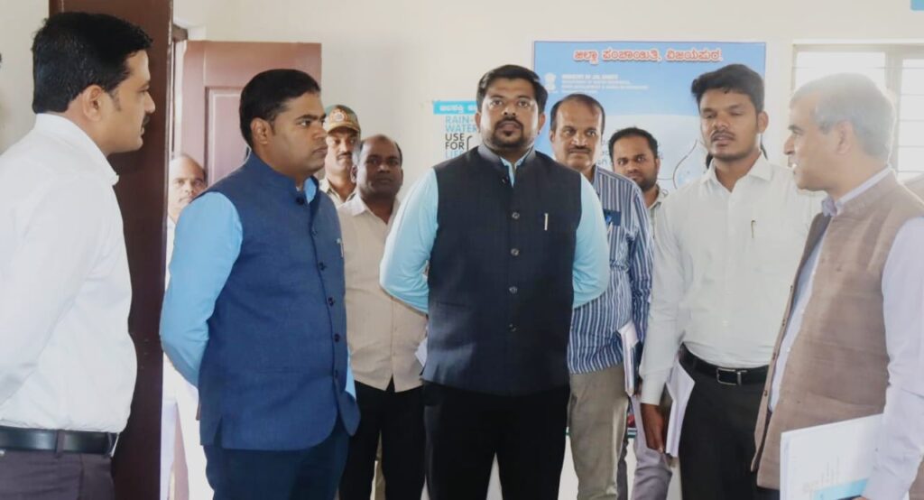 ಅಂತರ್ಜಲ ಮಟ್ಟ ಹೆಚ್ಚಿಸಲು ಕಾಮಗಾರಿ ಅನುಷ್ಠಾನಕ್ಕೆ ಸೂಚನೆ