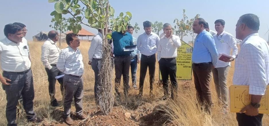 ಕೇಂದ್ರ ಜಲ ಶಕ್ತಿ ತಂಡ: ಇಂಡಿ ತಾಲೂಕಿನ ವಿವಿಧೆಡೆ ಕ್ಷೇತ್ರ ಭೇಟಿ