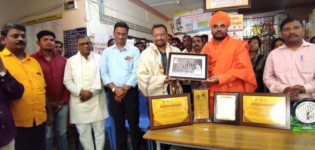 ಡಾ.ಸಾಬೀರ ಪಟೇಲ ರಿಗೆ ಶ್ರೀಮಠದಿಂದ ಸನ್ಮಾನ