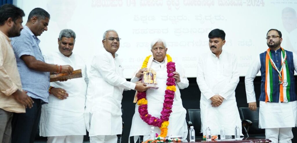 ಪ್ರಜಾಪ್ರಭುತ್ವ ಉಳಿಸಲು ಮುಂದಾಗಿ :ಸಚಿವ ಎಚ್.ಕೆ.ಪಾಟೀಲ