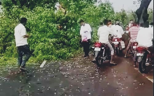 ಮುದ್ದೇಬಿಹಾಳ ತಾಲೂಕಿನಲ್ಲಿ ಮಳೆ ; ಜನಜೀವನ ಅಸ್ತವ್ಯಸ್ತ