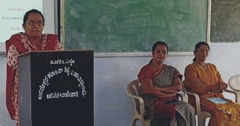 ಮಹಿಳೆಯರು ಸ್ವಾಭಿಮಾನದ ಬದುಕು ಕಟ್ಟಿಕೊಳ್ಳಬೇಕು :ಡಾ.ಗೀತಾ