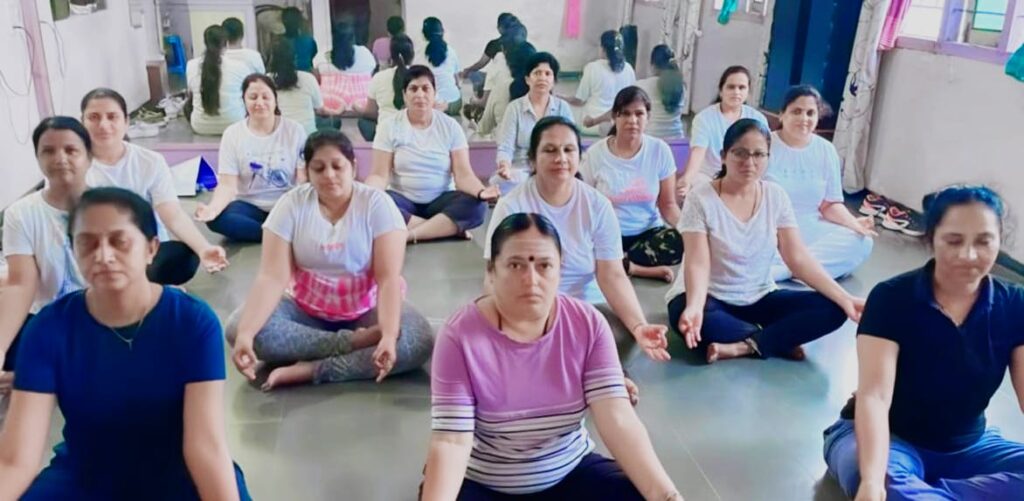 ’ವಿವಾ ಫಿಟ್ನೆಸ್ ಕ್ಲಾಸಿಸ್’ ನಲ್ಲಿ ವಿಶ್ವ ಯೋಗ ದಿನಾಚರಣೆ