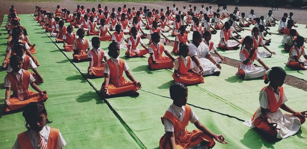 ಪ್ರತಿನಿತ್ಯದ ಯೋಗದಿಂದ ಮನುಷ್ಯನ ಆಯುಷ್ಯ ವೃದ್ಧಿ :ನಿರಂಜನ ಶ್ರೀ