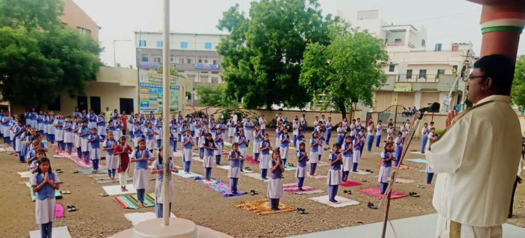 ಯೋಗದಿಂದ ಜ್ಞಾನ, ಆರೋಗ್ಯ ವೃದ್ಧಿ :ಸೋಮಶೇಖರ