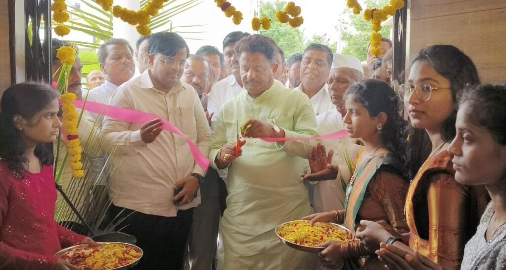 ಶಿಕ್ಷಣ ಕಾಶಿಯಾಗಿ ಹೊರಹೊಮ್ಮುತ್ತಿರುವ ಸಿಂದಗಿ :ಶಾಸಕ ಮನಗೂಳಿ