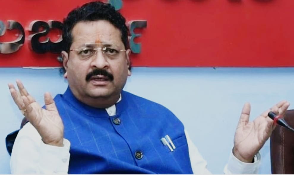 ಮುಡಾ ಹಗರಣ: ಹೈಕೋರ್ಟ್ ಪ್ರಕರಣ ದಾಖಲಿಸಿಕೊಳ್ಳಲಿ!