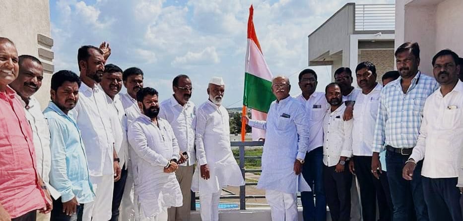 ಹರ ಘರ ತಿರಂಗಾ ಅಭಿಯಾನಕ್ಕೆ ಸಂಸದ ಜಿಗಜಿಣಗಿ ಚಾಲನೆ