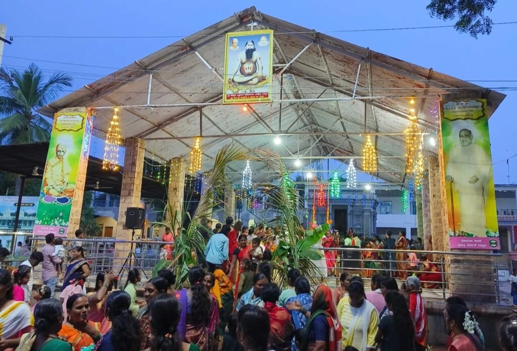 ಶ್ರೀ ಸಿದ್ದಲಿಂಗ ಮಹಾರಾಜರ ತೊಟ್ಟಿಲೋತ್ಸವ