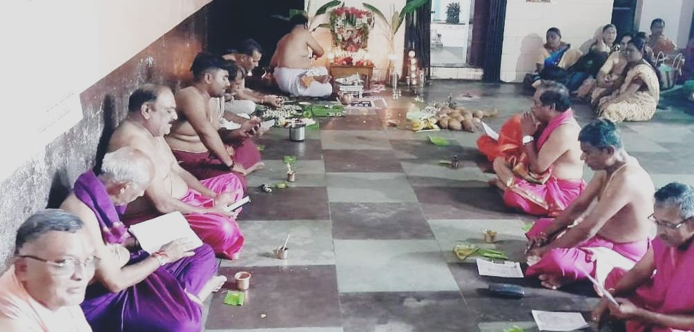 ರಾಘವೇಂದ್ರ ಸ್ವಾಮಿಗಳ ಮಧ್ಯಾರಾಧನೆ ಮಹೋತ್ಸವ ಸಂಪನ್ನ