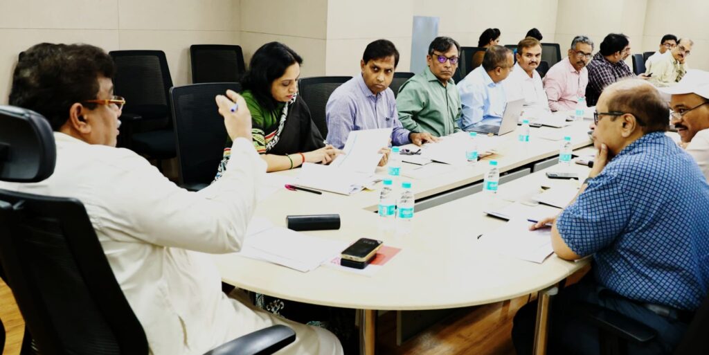 ಹುಬ್ಬಳ್ಳಿ-ಗದಗ ಬೈಪಾಸ್ ಮೂಲಕ ವಿಜಯಪುರ ರೈಲು ಸಂಚಾರಕ್ಕೆ ಸಲಹೆ