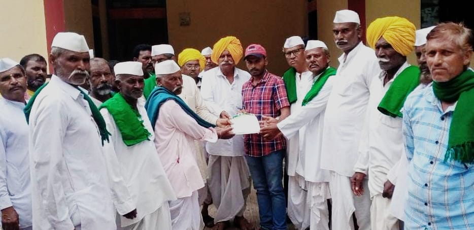 ಕೋರವಾರದಲ್ಲಿ ಸಮರ್ಪಕ ವಿದ್ಯುತ್ ವ್ಯವಸ್ಥೆಗೆ ಆಗ್ರಹಿಸಿ ಪ್ರತಿಭಟನೆ