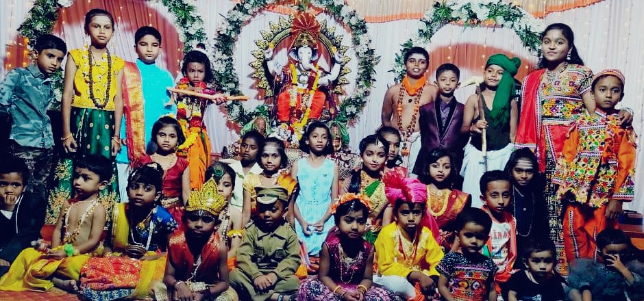 ವಿವಿಧ ಮಹನೀಯರ ವೇಷದಲ್ಲಿ ಮಿಂಚಿದ ಚಿಣ್ಣರು