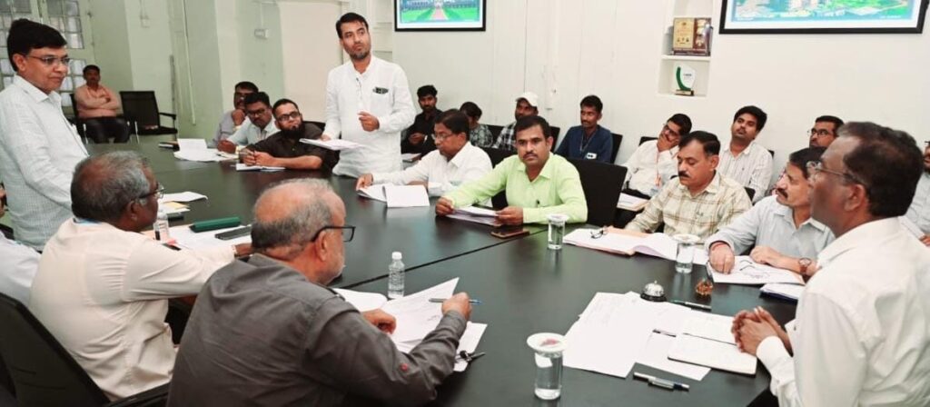 ೧೫ ಅಂಶಗಳ ಕಾರ್ಯಕ್ರಮ ವ್ಯವಸ್ಥಿತವಾಗಿ ಅನುಷ್ಠಾನಗೊಳಿಸಿ :ಗೆಣ್ಣೂರ