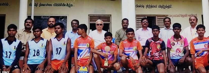 ವ್ಹಾಲಿಬಾಲ್ ಪಂದ್ಯಾವಳಿ: ಜಿಲ್ಲಾ ಮಟ್ಟಕ್ಕೆ ಆಯ್ಕೆ