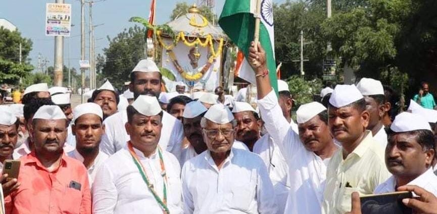 ಗಾಂಧೀಜಿ ಶಾಸ್ತ್ರೀಜಿ ಜೀವನ ಶೈಲಿ ನಮಗೆಲ್ಲ ಮಾದರಿ :ಮನಗೂಳಿ