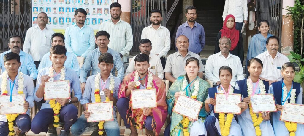 ಬಾಲಕ-ಬಾಲಕಿಯರ ಕುಸ್ತಿ ಸ್ಪರ್ಧೆ: ಎಚ್.ಜಿ ಕಾಲೇಜ್ ವಿದ್ಯಾರ್ಥಿಗಳ ಸಾಧನೆ