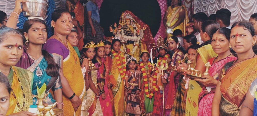 ಚಿಮ್ಮಡದಲ್ಲಿ ಚಾಮುಂಡಿದೇವಿ ಮೂರ್ತಿ ಪ್ರತಿಷ್ಠಾಪಣೆ