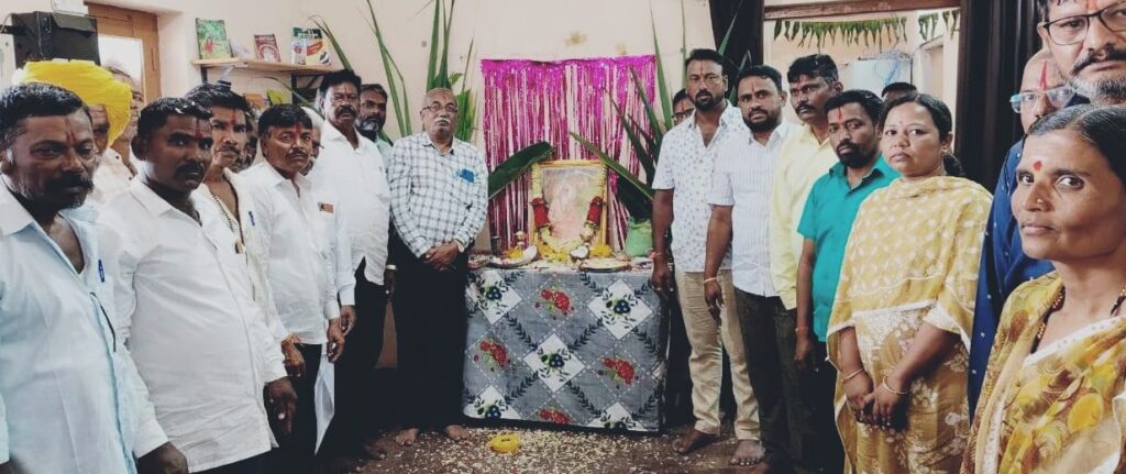 ರಾಮನಲ್ಲಿರುವ ಶ್ರೇಷ್ಠ ಮೌಲ್ಯಗಳ ಪ್ರತಿಪಾದನೆಯ ಗ್ರಂಥ ರಾಮಾಯಣ