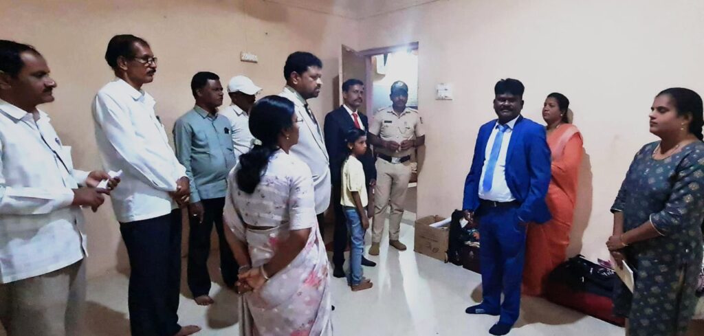 ಬಾಲಕಿಯರ ವಸತಿ ನಿಲಯಕ್ಕೆ ನ್ಯಾಯಾಧೀಶರ ಭೇಟಿ :ಪರಿಶೀಲನೆ