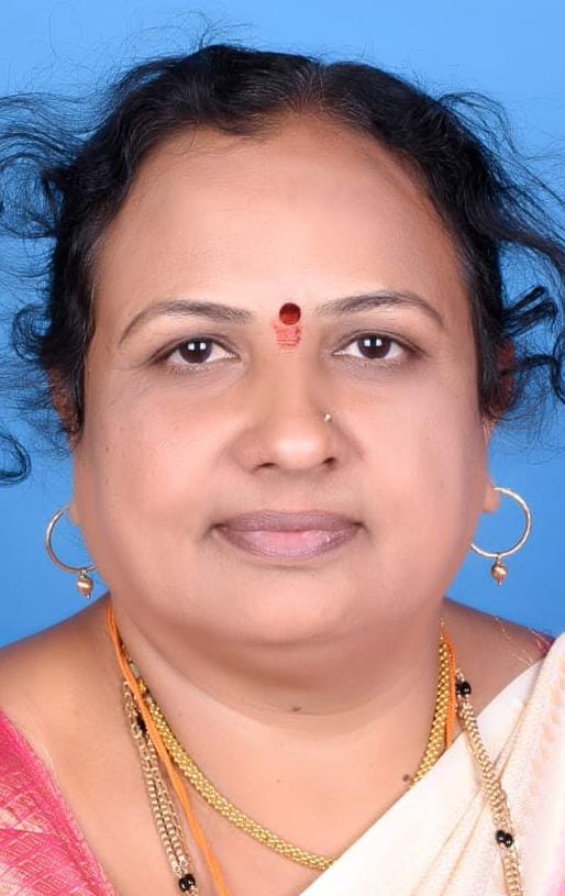 ರಾಜಕೀಯ ಸ್ವಾರ್ಥಕ್ಕಾಗಿ ಮಠಾಧೀಶರ ಬಗ್ಗೆ ಹಗುರವಾಗಿ ಮಾತನಾಡದಿರಿ