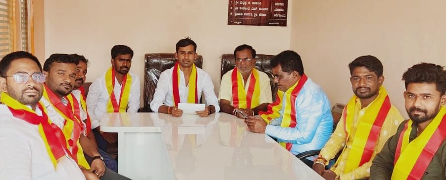 ತೊಗರಿ ಬೆಳೆ ನಾಶ: ಪರಿಹಾರಕ್ಕೆ ಕರವೇ ಆಗ್ರಹ