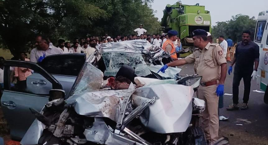 ಭೀಕರ ಅಪಘಾತ: ಸ್ಥಳದಲ್ಲೇ ಐವರ ದುರ್ಮರಣ