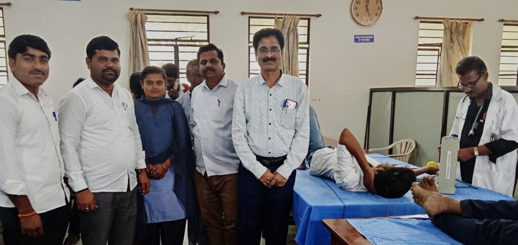 ರಕ್ತದಾನದಿಂದ ಸ್ವಯಂ ಆರೋಗ್ಯ ರಕ್ಷಣೆ :ಡಾ.ಪ್ರಕಾಶ ಪಾಟೀಲ
