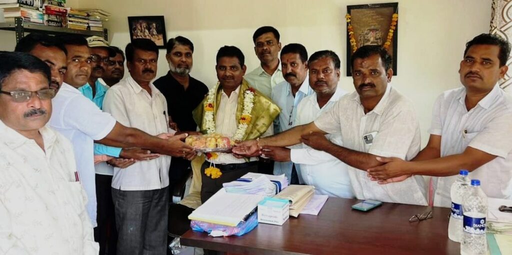 ನ್ಯಾಯವಾದಿ ಎನ್.ಜಿ.ಗುರಿಕಾರ ಗೆ ಸನ್ಮಾನ