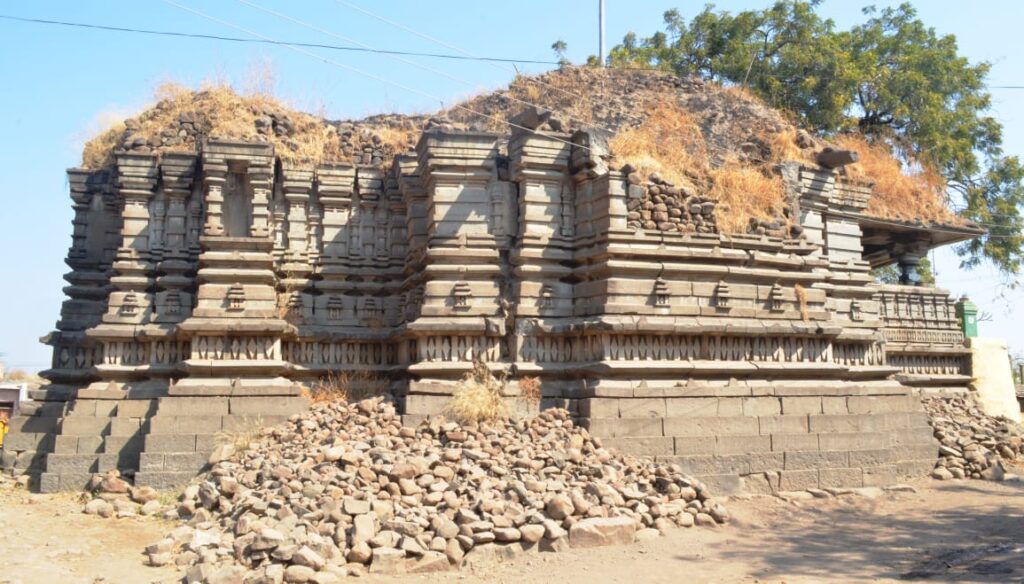 ಐತಿಹಾಸಿಕ ದೇವಾಲಯಕ್ಕೆ ಬೇಕಿದೆ ಜೀಣೋದ್ಧಾರದ ಕಾಯಕಲ್ಪ