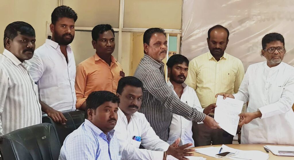 ಮುಖ್ಯರಸ್ತೆಯಲ್ಲಿ ತಳ್ಳುಗಾಡಿ ಬಳಸಿದಲ್ಲಿ ದಂಡ ವಿಧಿಸುವ ಎಚ್ಚರಿಕೆ