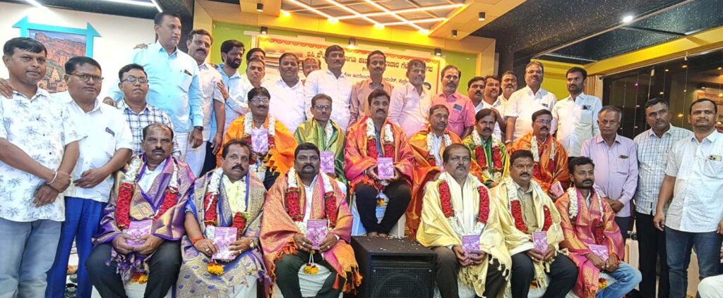 ಮುದ್ದೇಬಿಹಾಳ ಕೋ ಅಪ್ ಬ್ಯಾಂಕ್ ನೂತನ ನಿರ್ದೇಶಕರಿಗೆ ಸನ್ಮಾನ