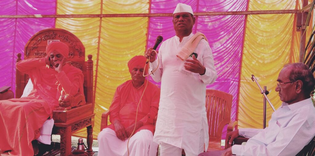 ಭಕ್ತಿ ಮಾರ್ಗ ಮುಕ್ತಿಗೆ ದಾರಿ :ಗುರುಲಿಂಗ ಶ್ರೀಗಳು