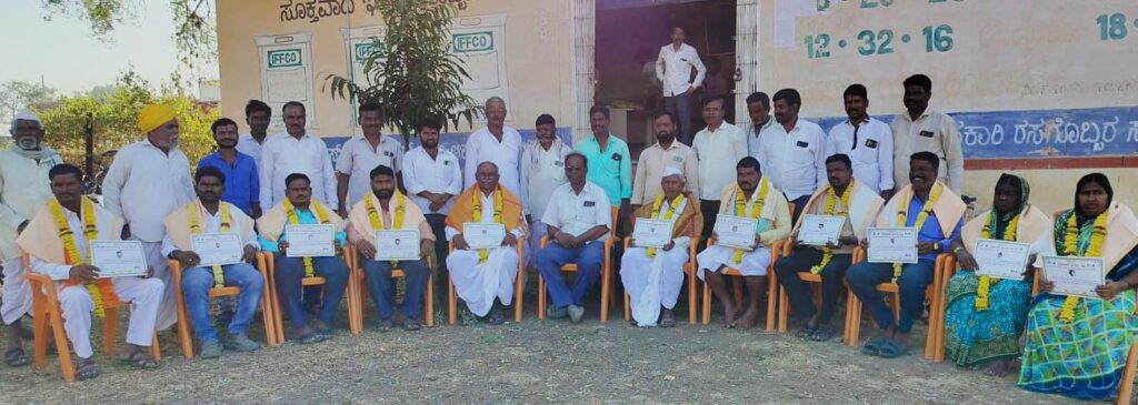 ಮಟ್ಟಿಹಾಳ ಪಿಕೆಪಿಎಸ್ ಗೆ ಅವಿರೋಧ ಆಯ್ಕೆ :ಸನ್ಮಾನ