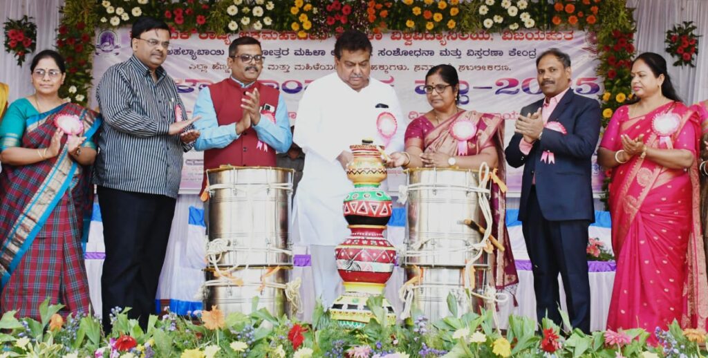 ಸ್ತ್ರೀಯರಿಗೆ ಅವಕಾಶಗಳನ್ನು ಒದಗಿಸಿದಾಗಲೇ ದೇಶದ ಅಭಿವೃದ್ಧಿ ಸಾಧ್ಯ