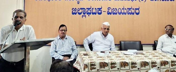 ಶ್ರೀ ಸಿದ್ಧಗಂಗಾ ಶ್ರೀಗಳು ನಡೆದಾಡಿದ ದೇವರು :ಡಾ.ಐಹೊಳ್ಳಿ