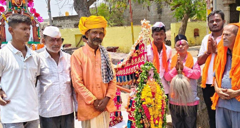 ಸಾವಳಗಿಯಲ್ಲಿ ಮಲ್ಲಯ್ಯನ ಅದ್ಧೂರಿ ಮೆರವಣಿಗೆ