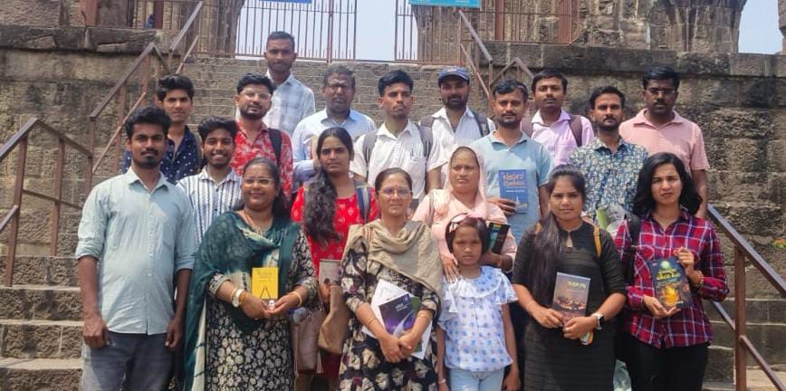 ಸಾಹಿತ್ಯ ಕಟ್ಟುವ ಜವಾಬ್ದಾರಿ ಯುವಕರ ಮೇಲಿದೆ :ಪ್ರೊ:ಸಾವಳಸಂಗ