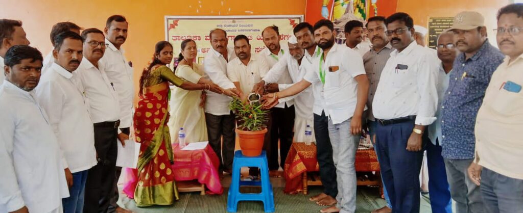 ಗ್ಯಾರಂಟಿ ಯೋಜನೆ ಸ್ವಾವಲಂಬಿ ಜೀವನಕ್ಕೆ ಪೂರಕ :ಹಾರಿವಾಳ