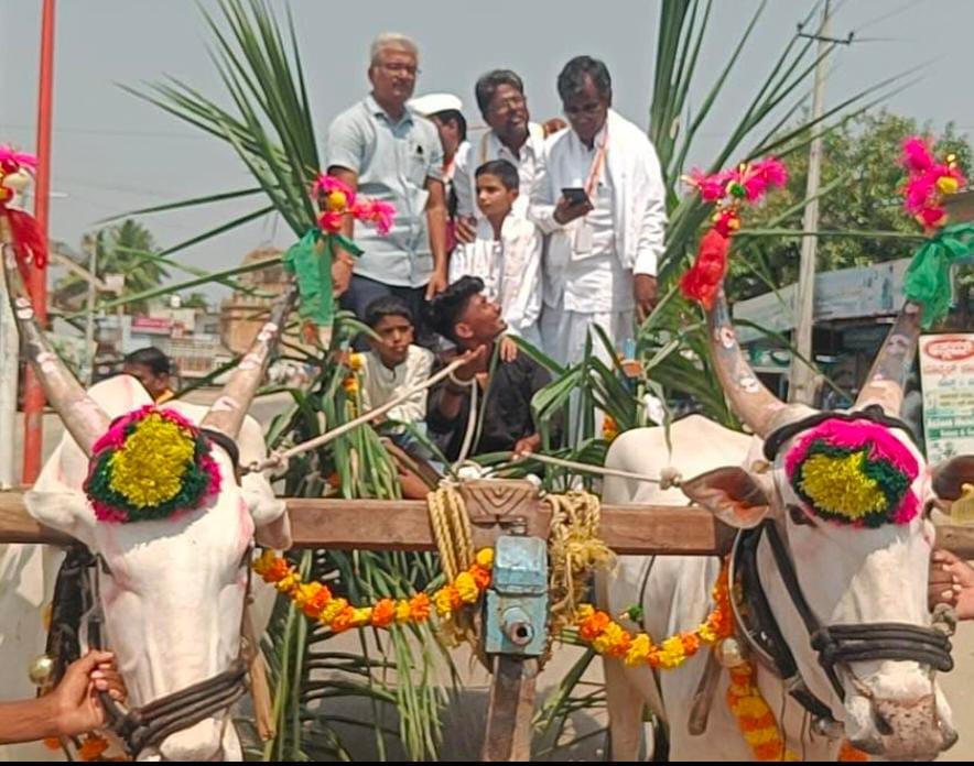 ಕೆಂಭಾವಿಯಲ್ಲಿ ಮನಸೂರೆಗೊಂಡ ಜಾನಪದ ಉತ್ಸವ